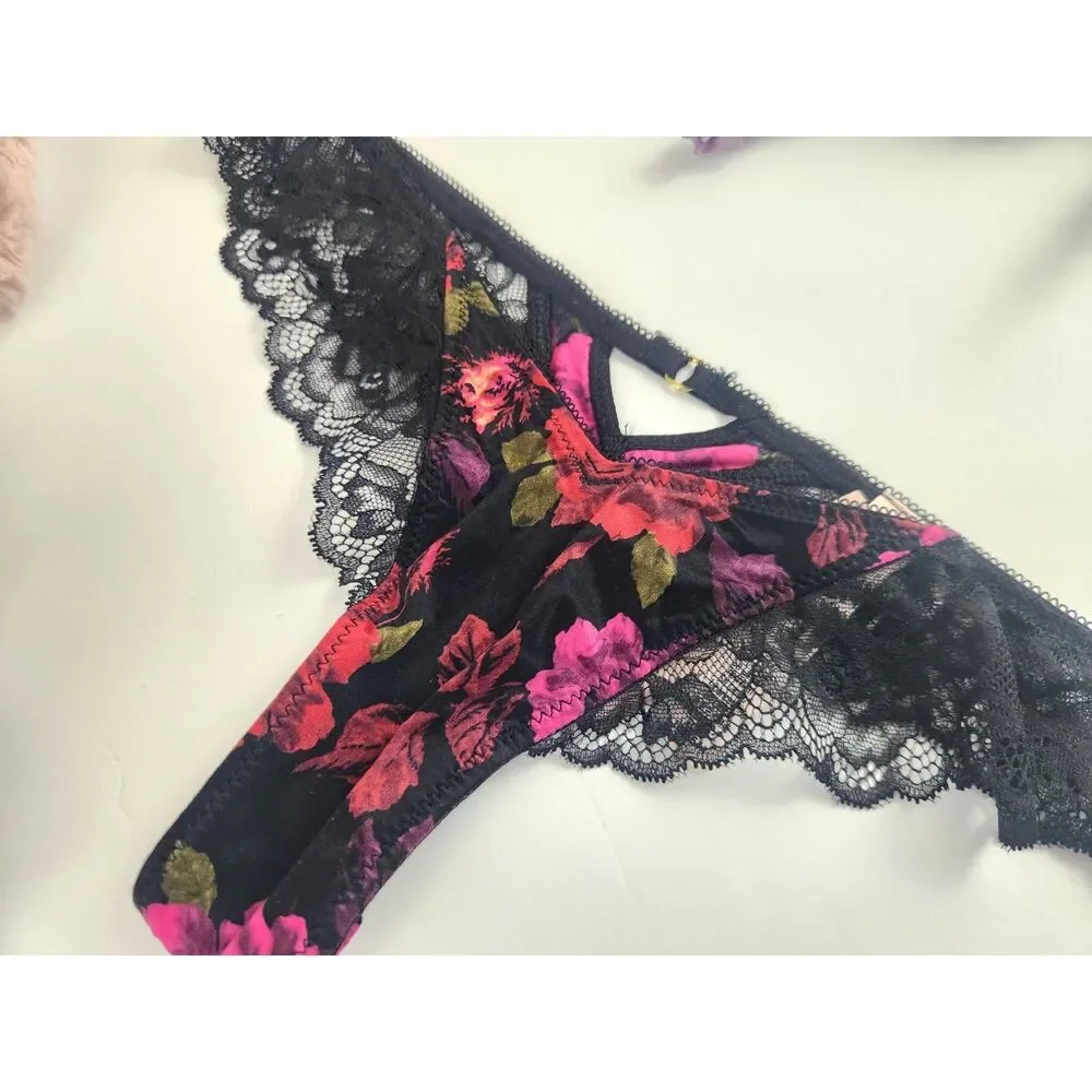 EXTRA SMALL {Victoria's Secret} Red Floral Thong